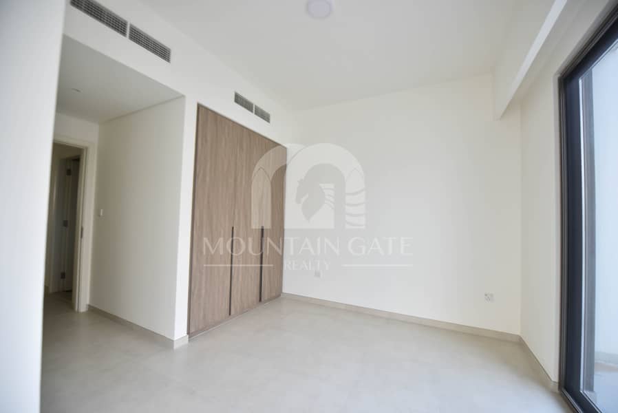 Corner Villa | Near Pool N Golden Beach - Image 9