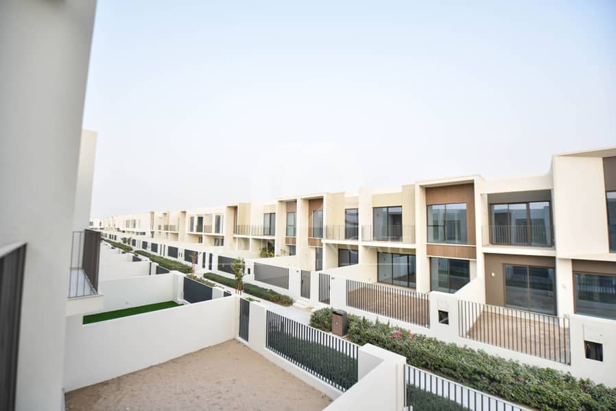 Corner Villa | Near Pool N Golden Beach - Image 15