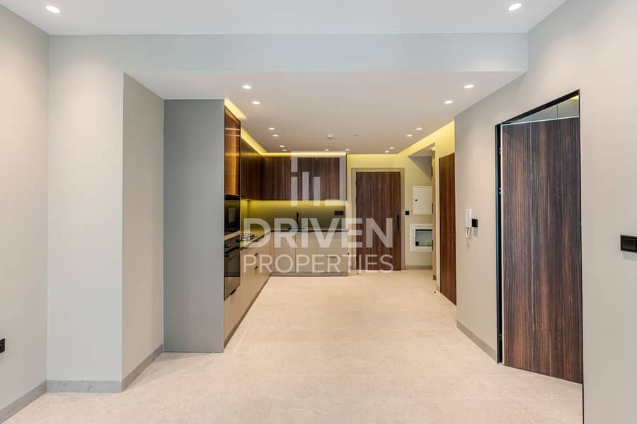 Brand New | 6 Cheques Available | Urban Living Brand New | 6 Cheques Available | Urban Living
