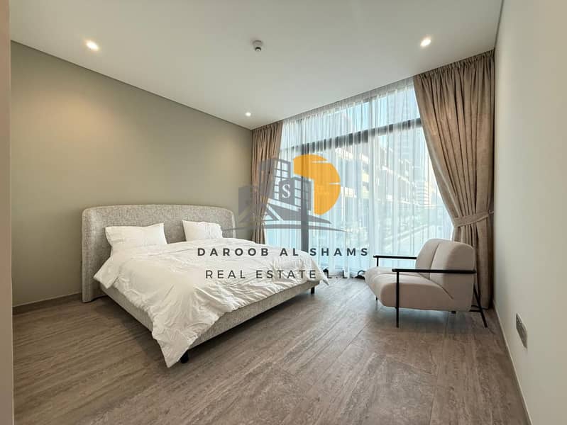 READY TO MOVE | CANAL VIEW | FULLY FURNISHED - Image 11