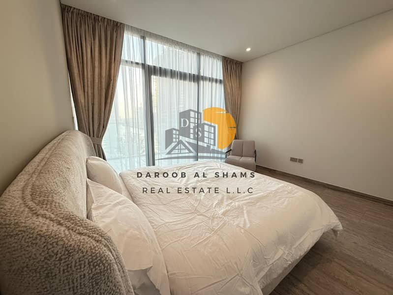 READY TO MOVE | CANAL VIEW | FULLY FURNISHED - Image 14