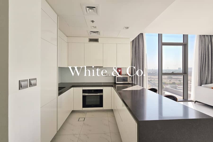 Corner Unit | Fully Furnished | Exclusive Location - Image 6