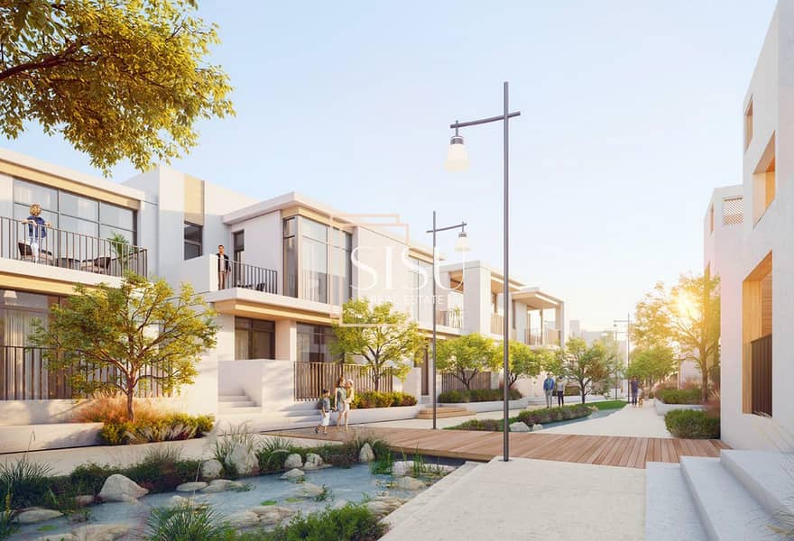 Serious Seller | Single Row | Pool Facing