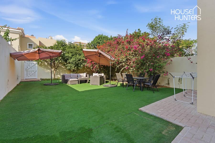 White Upgraded Kitchen | Available December - Image 17