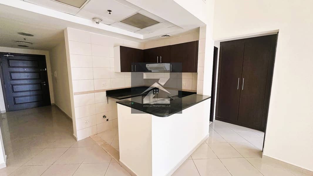 Amazing Lake View | Vacant | High-ROI - Image 6