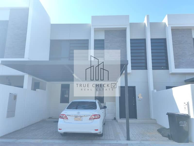 HUGE LIVING ROOM | 3 BEDROOMS + MAID | R2M TYPE | VACANT SOON