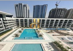 Fitted Kitchen | High Floor | Community View