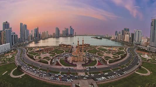 10+ Beds Building for Sale in Al Majaz, Sharjah - 35q_tcm4-309516_w735_h413 - Copy. jpg 10+ Beds Building for Sale in Al Majaz, Sharjah - 35q_tcm4-309516_w735_h413 - Copy. jpg