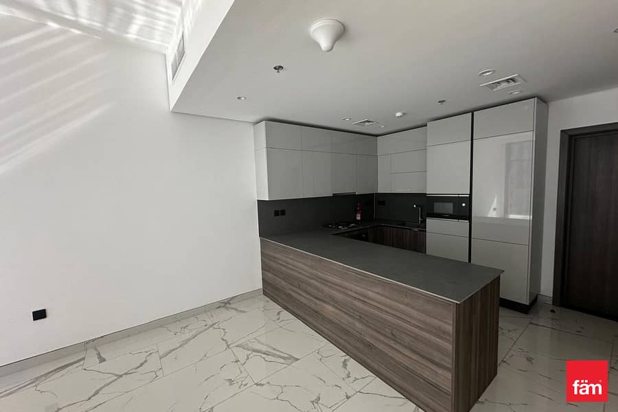 Premium Location | Vacant | Ready To Move In