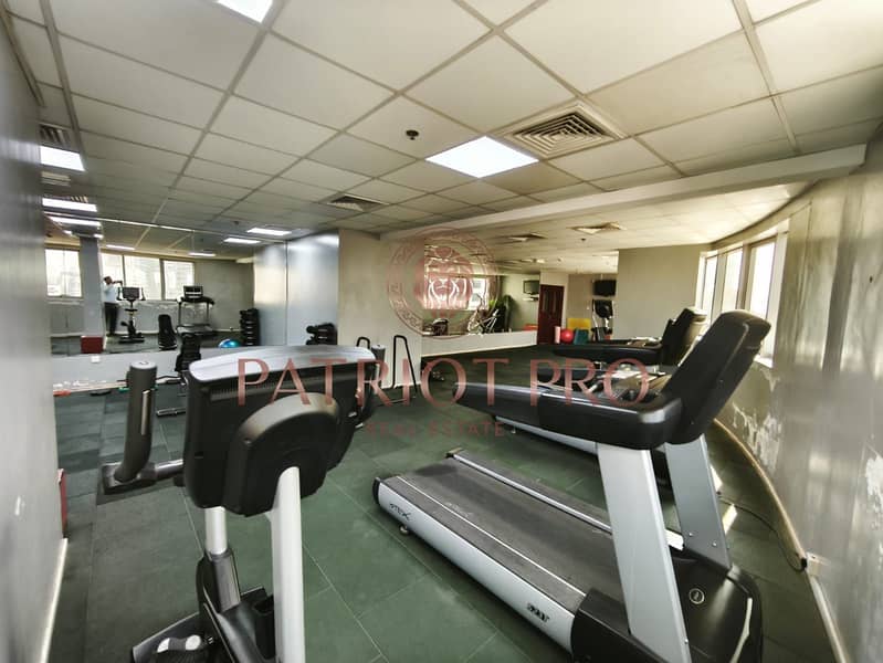 Chiller Free II Near to Metro II With kitchen appliances - Image 8