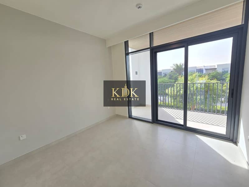 Well Maintained | Peaceful Living | Vacant - Image 9