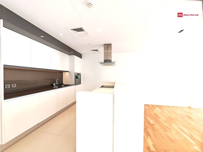 Full Sea Views | 1 BR Huge Layout | Luxury Living