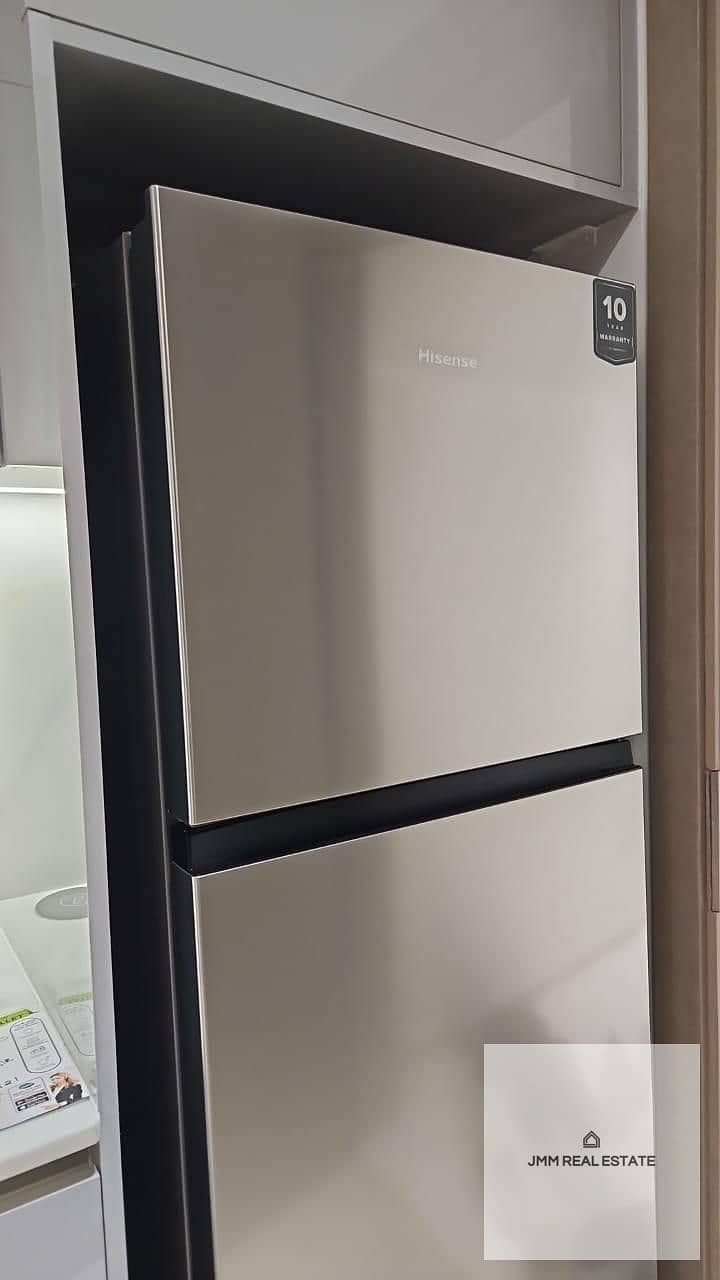 Canal & Burj Khalifa View | Fully Furnished | Vacant - Image 7