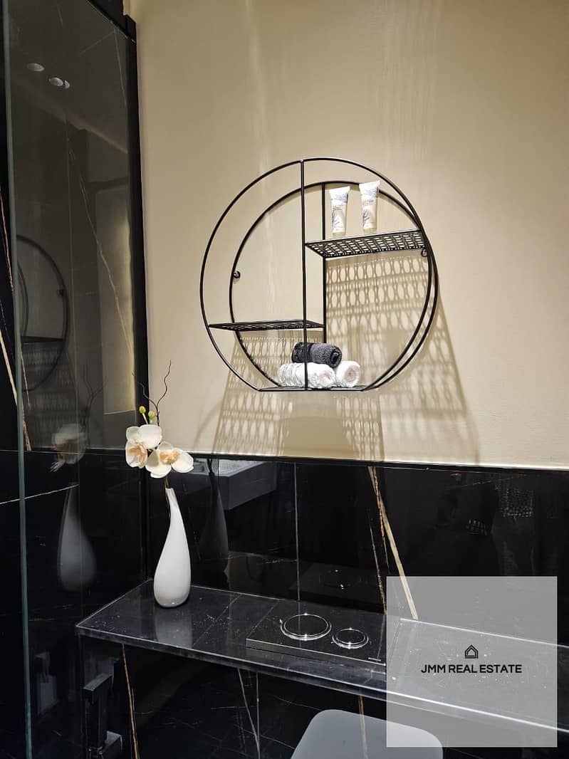 Canal & Burj Khalifa View | Fully Furnished | Vacant - Image 8