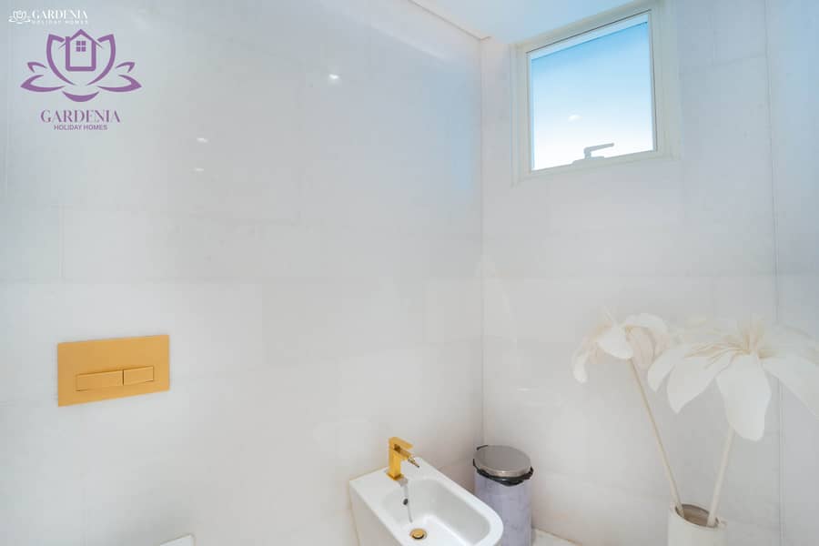 20 Bath 1 5. jpg