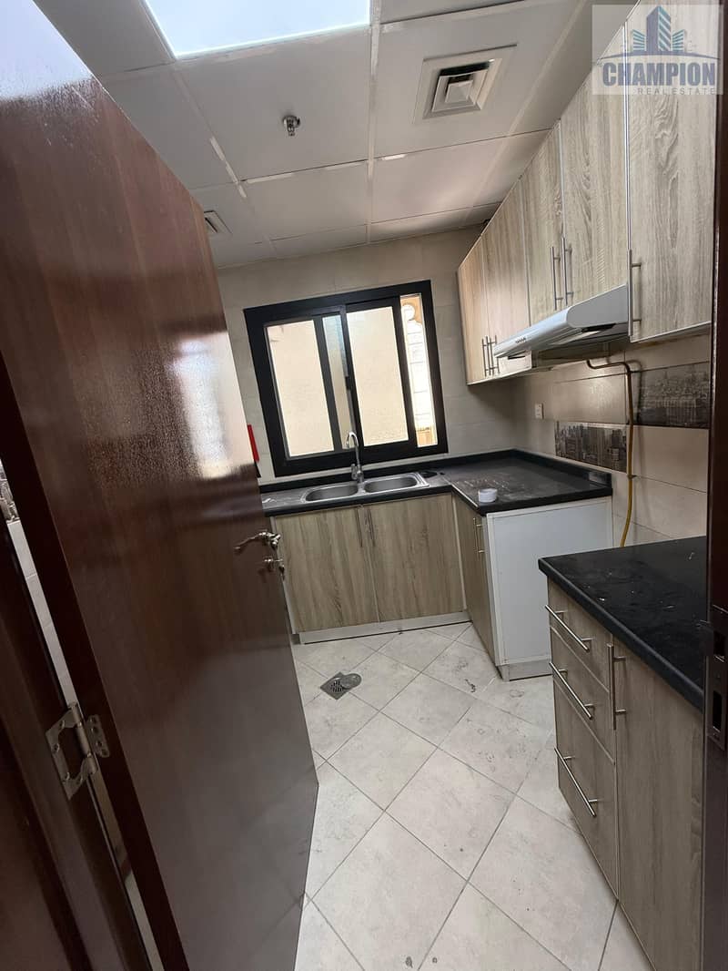 PERFECT 2BHK : RENT 70K : 1 BALCONY : GYM : 1 PARKING