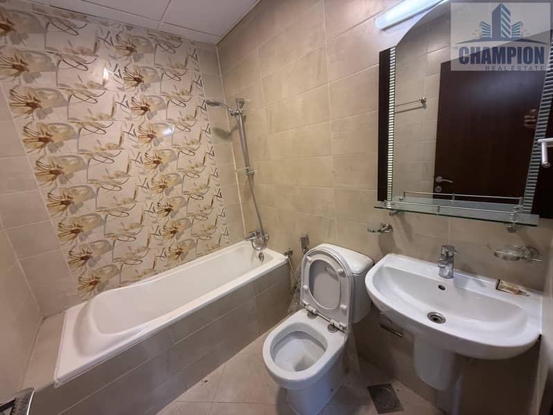 PERFECT 2BHK : RENT 70K : 1 BALCONY : GYM : 1 PARKING - Image 8