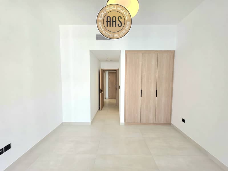 Luxry 2-Bedroom Apartment | Spacious Layout | Prime Location - Image 6