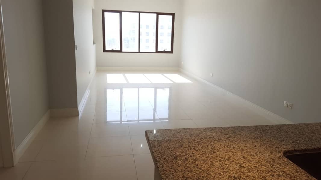 New Building Apartment 1 Bedroom 2 Bathrooms in Al Rawdah near Shaik Zayed Mosque
