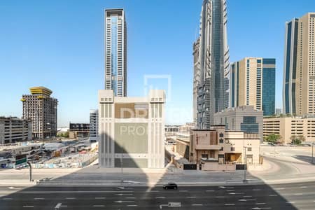 Studio for Sale in Downtown Dubai, Dubai - Nearby Dubai Mall and Burj Khalifa | High End Unit Studio for Sale in Downtown Dubai, Dubai - Nearby Dubai Mall and Burj Khalifa | High End Unit