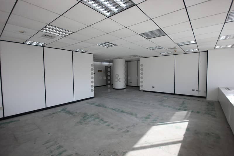 Full Floor Office for rent in SZR with 20 parking space Full Floor Office for rent in SZR with 20 parking space