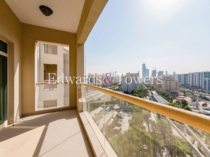 Penthouse Level | D Type | Upgraded | Furnished - Image 9