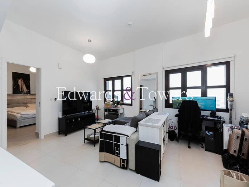 Exclusive | High Floor | Vacant Soon