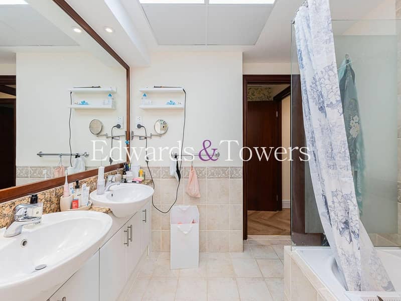 Upgraded and Spacious | Unfurnished | VOT - Image 22