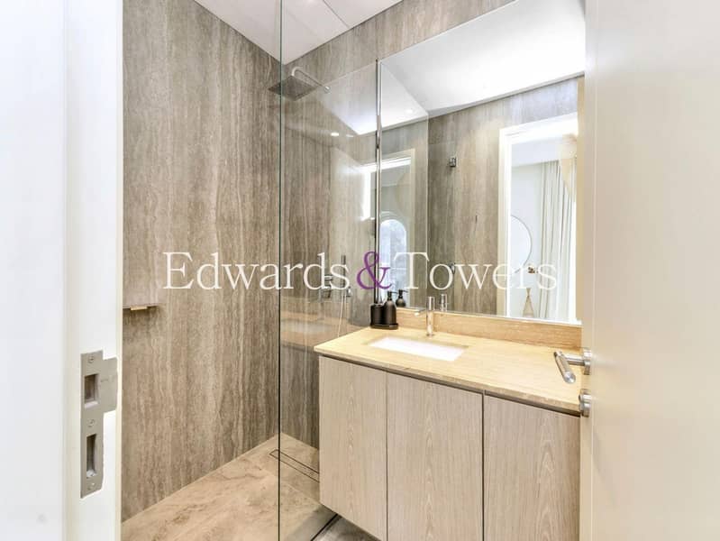 Exclusive | Single Row | 4BR | Roof Terrace - Image 17