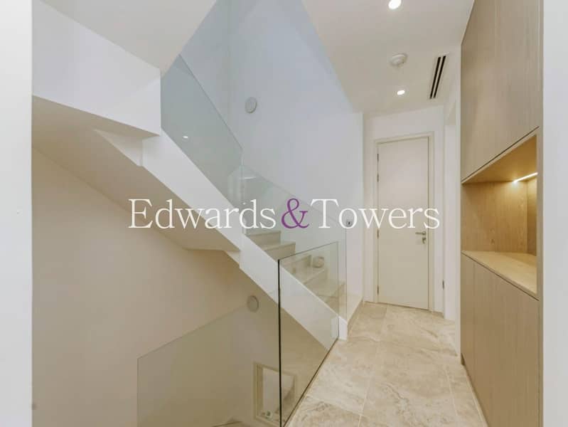 Exclusive | Single Row | 4BR | Roof Terrace - Image 18