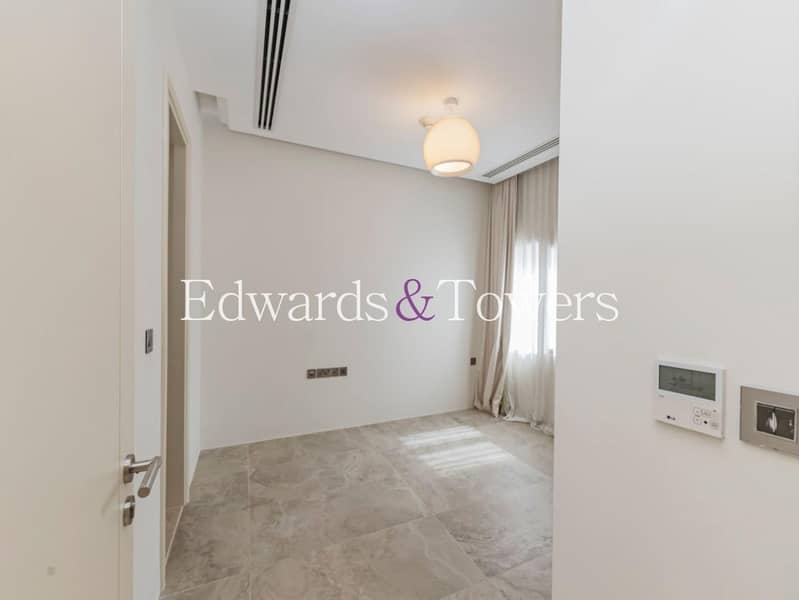 Exclusive | Single Row | 4BR | Roof Terrace - Image 23