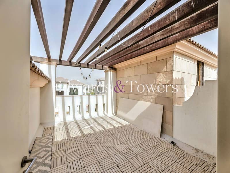 Exclusive | Single Row | 4BR | Roof Terrace - Image 26