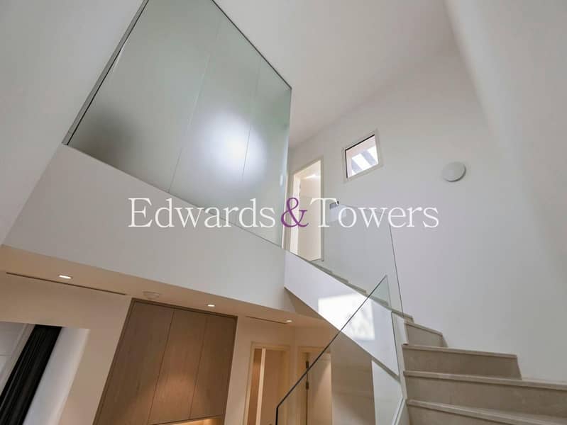 Exclusive | Single Row | 4BR | Roof Terrace - Image 31