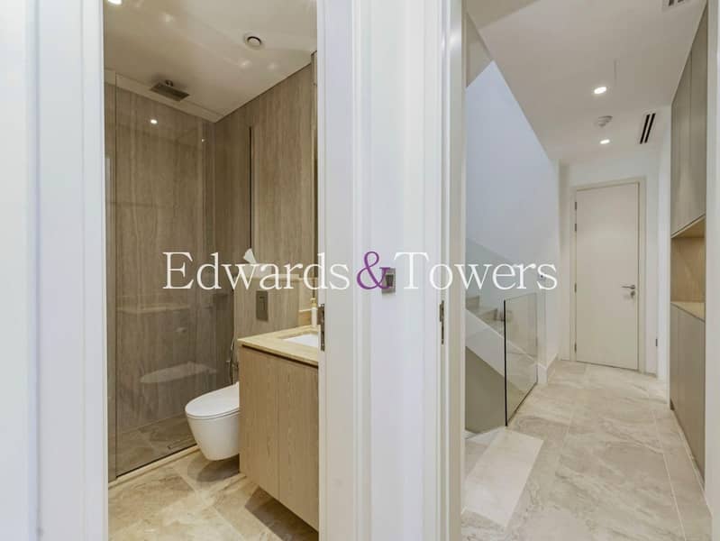 Exclusive | Single Row | 4BR | Roof Terrace - Image 39