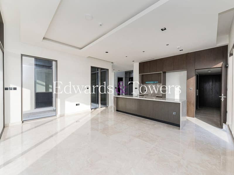 Exclusive | 4BR+Maids | Massive Plot | Main Park - Image 6