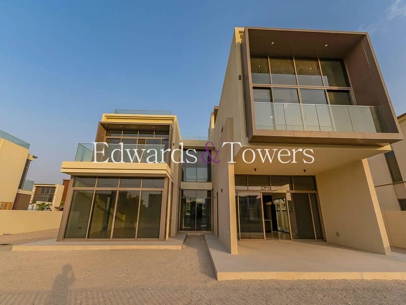 Exclusive | 4BR+Maids | Massive Plot | Main Park - Image 8