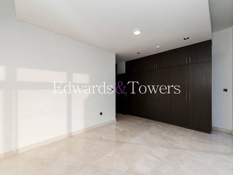 Exclusive | 4BR+Maids | Massive Plot | Main Park - Image 23