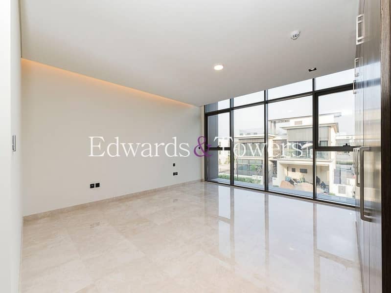 Exclusive | 4BR+Maids | Massive Plot | Main Park - Image 24