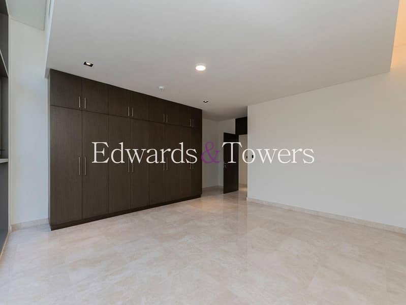 Exclusive | 4BR+Maids | Massive Plot | Main Park - Image 26