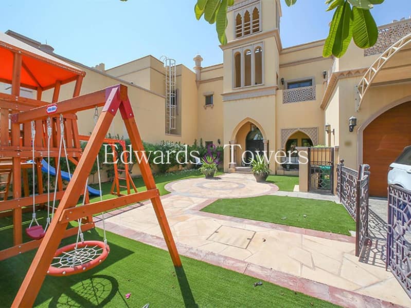 Exclusive | Vacant | Upgraded | Sunset Views