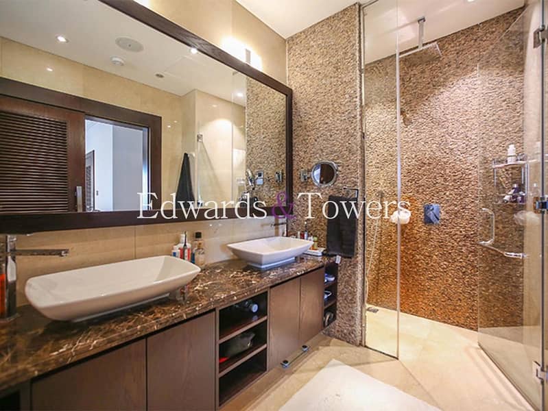 Exclusive | Vacant | Upgraded | Sunset Views - Image 19