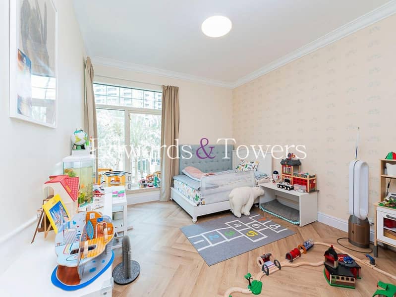 Upgraded and Spacious | Unfurnished | Low Floor - Image 19