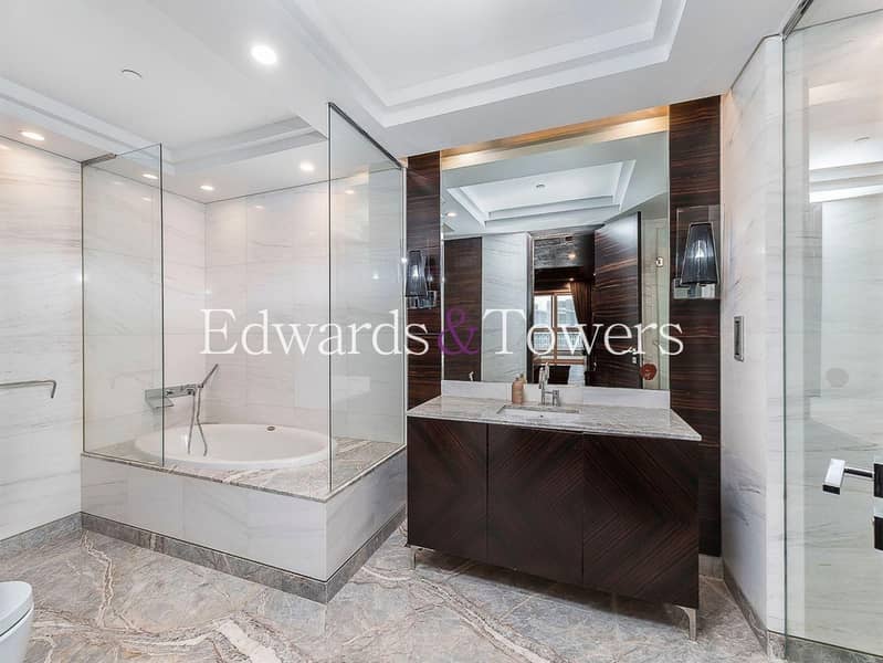 Duplex Unique Penthouse | Upgraded | Vacant - Image 29