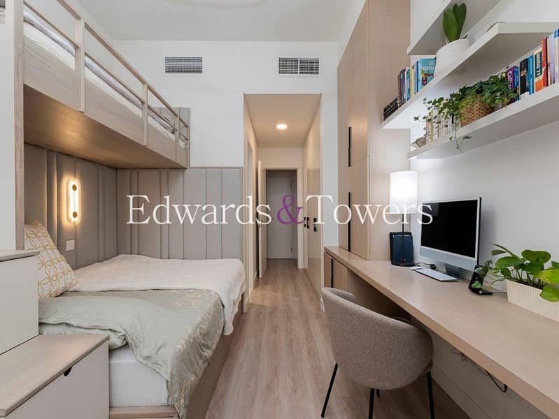 Exclusive | Vacant | Low Floor | Golf Views - Image 14