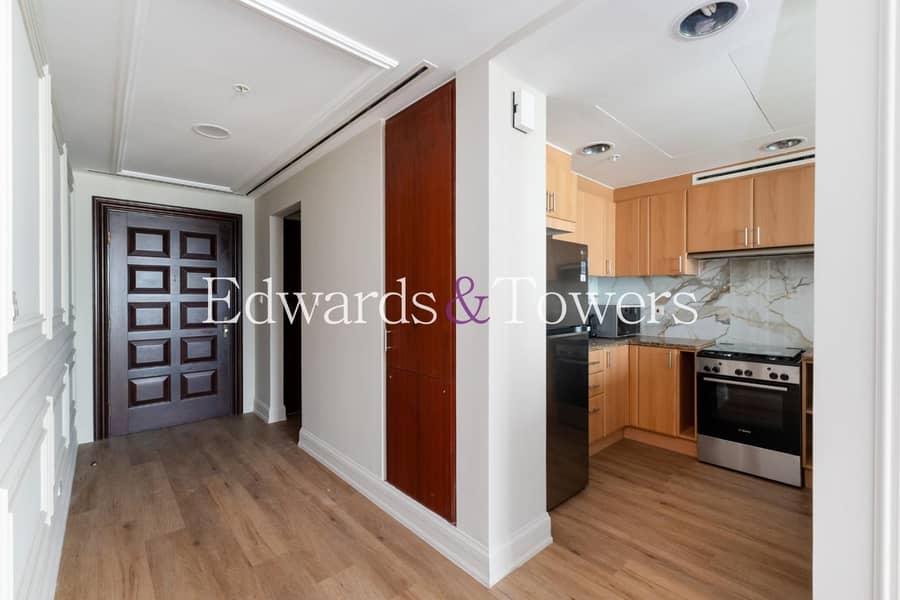 Upgraded|Fully Furnished|1+S|High Floor|Vacant - Image 8