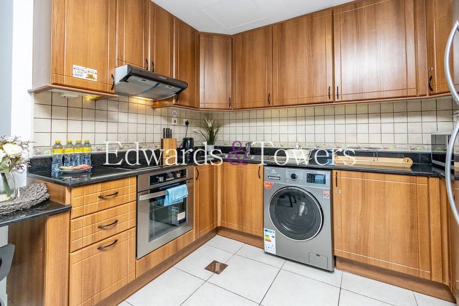 Exclusive: Full Palm View, Middle Floor, Furnished - Image 10