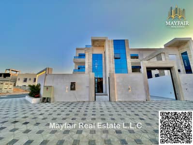 Luxury Condominiums With Rooftop Access Fees photo