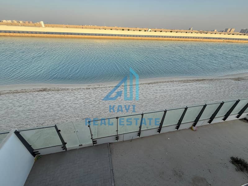 Exquisite 5-Bedroom Waterfront Villa with Sea View for Rent in Ajmal Makan, Sharjah - Image 21