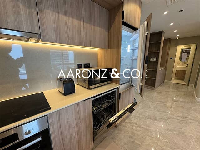 Vacant | Fully Upgraded | Modern Design - Image 11