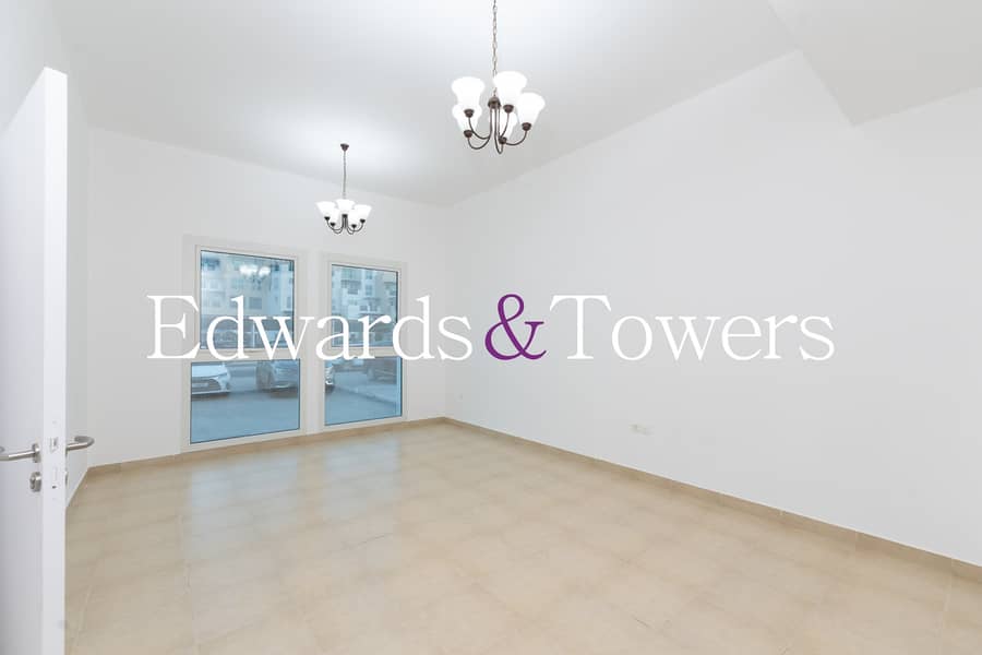 5 Bedroom - Upgraded - Vacant Now